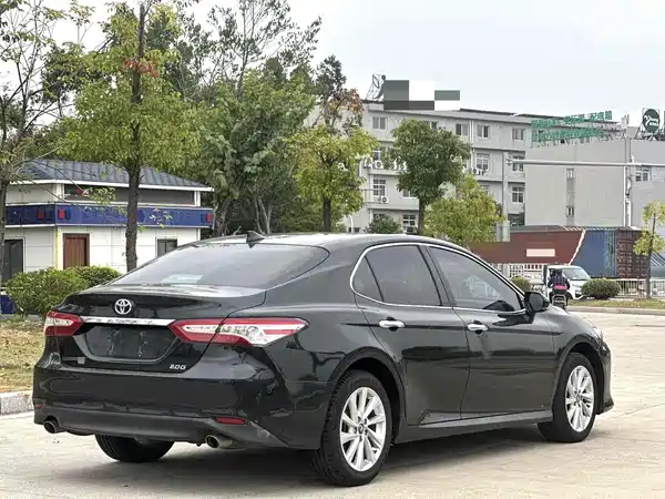 Toyota Camry 2022