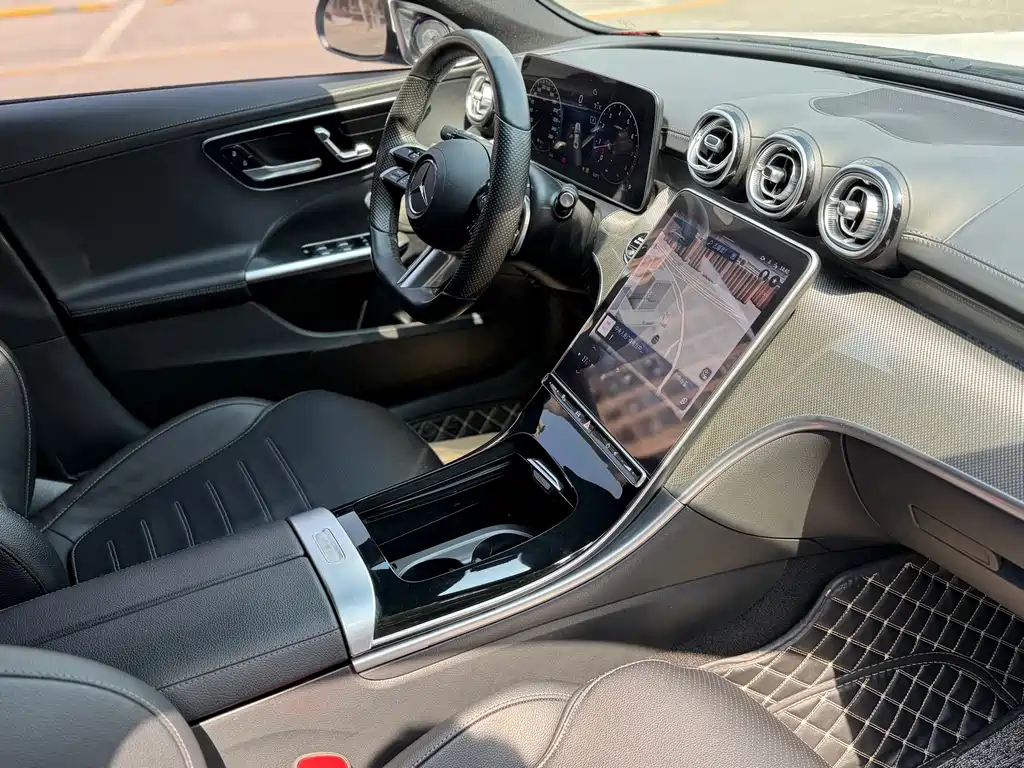Mercedes-Benz C-Class 2022 — фото 7
