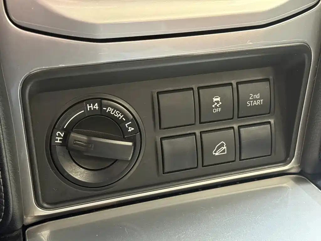 Toyota Prado 2019 — фото 18