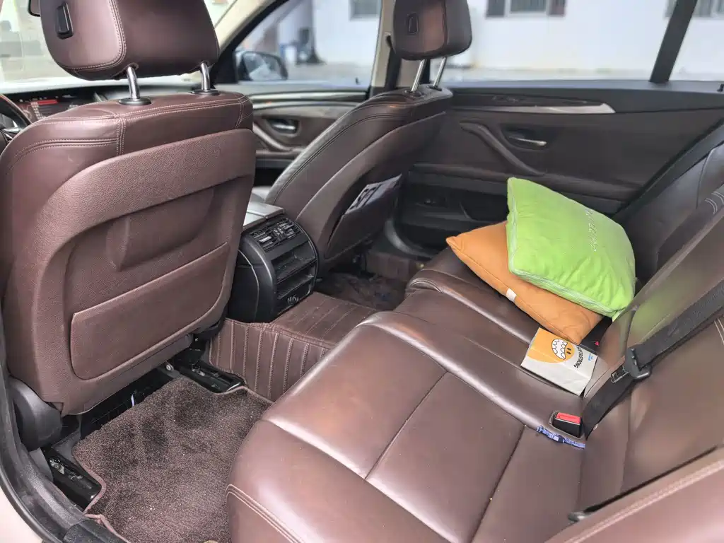 BMW 5 Series 2015 — фото 8