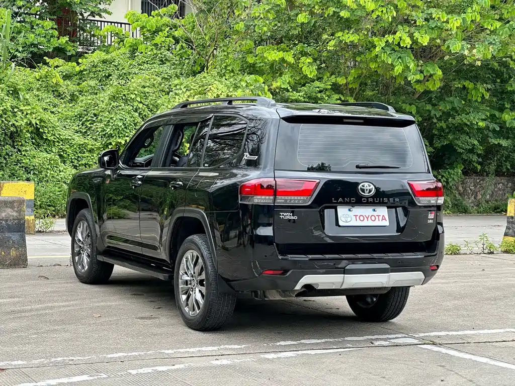 Toyota Land Cruiser 2023 — фото 20