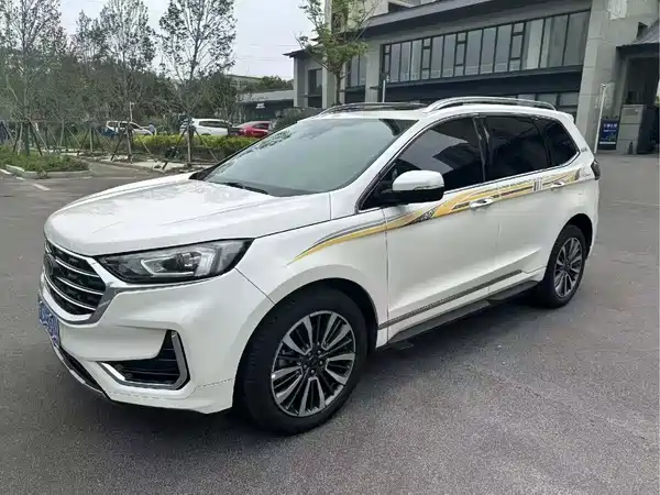 Ford Edge 2022
