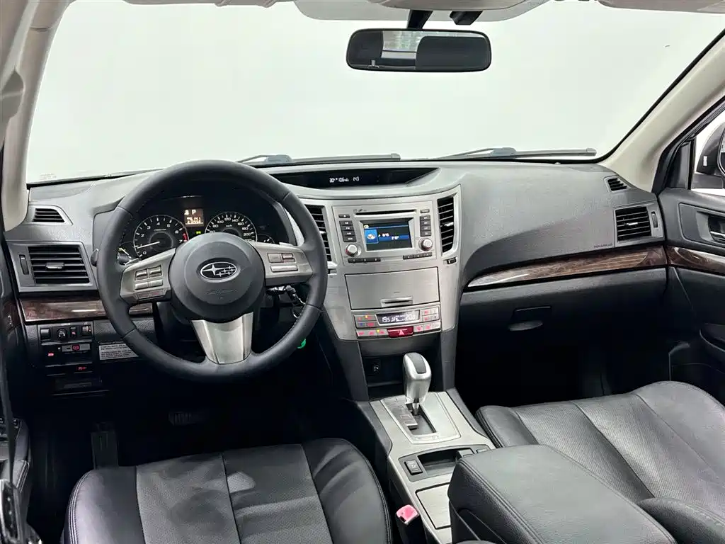 Subaru Outback 2012 — фото 15