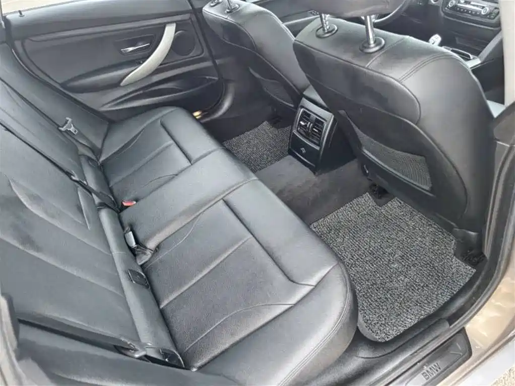 BMW 3 Series GT 2016 — фото 15