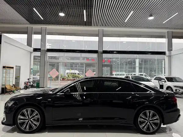 Audi A6L 2020