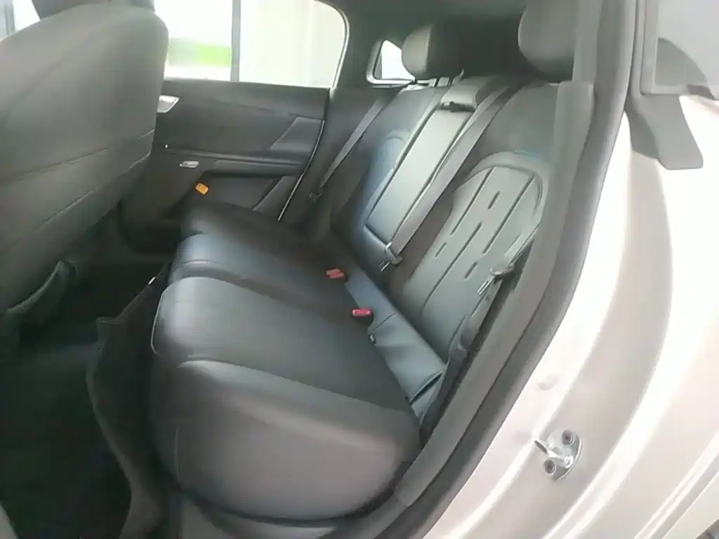 Dongfeng e007 2025 — фото 17
