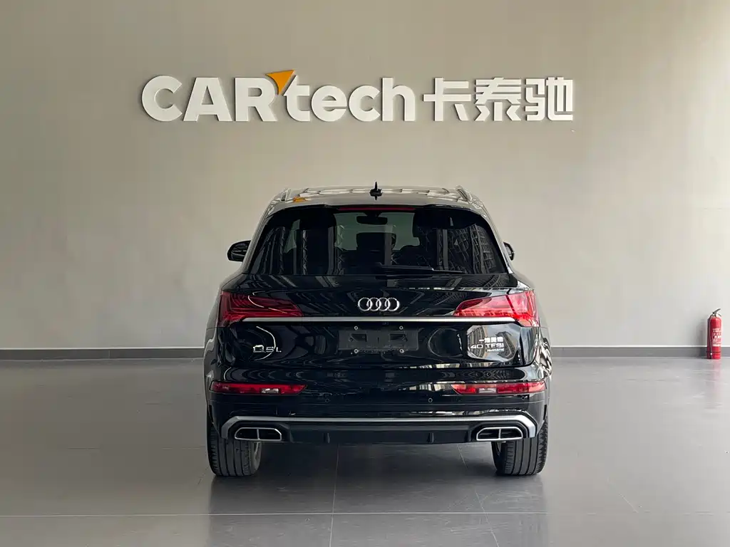 Audi Q5L 2023 — фото 5