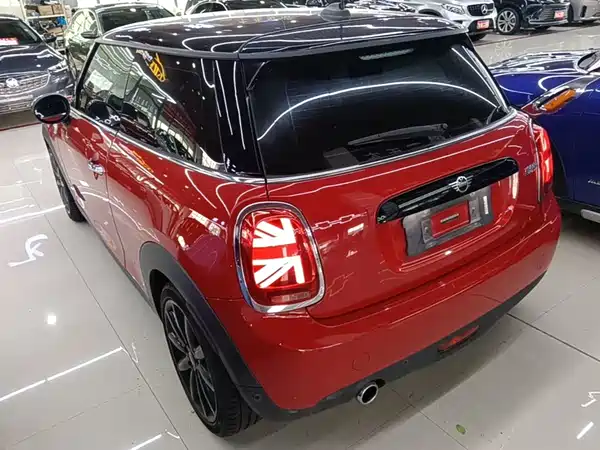MINI 2019