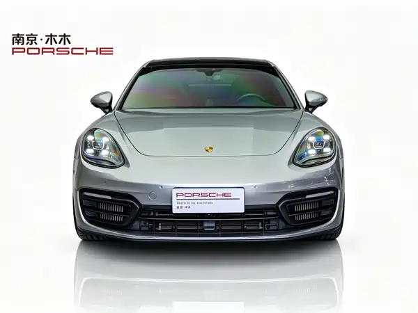 Porsche Panamera 2022