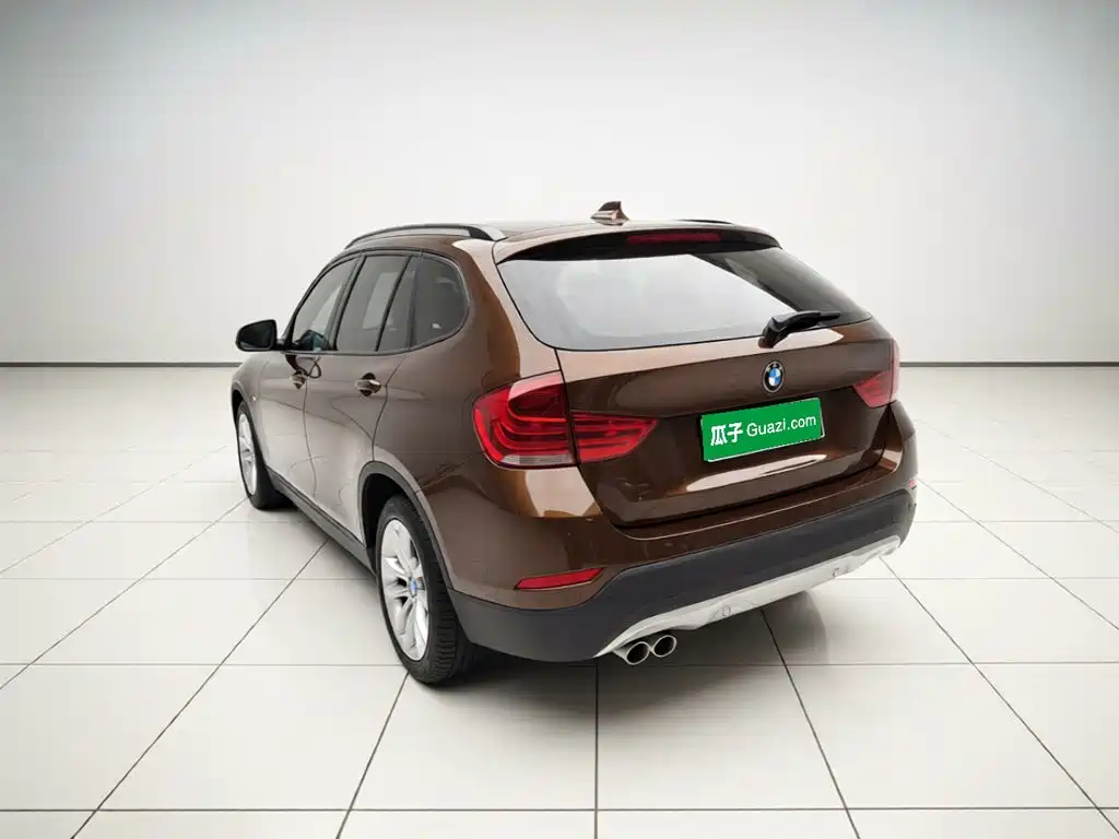 BMW X1 2014 — фото 4