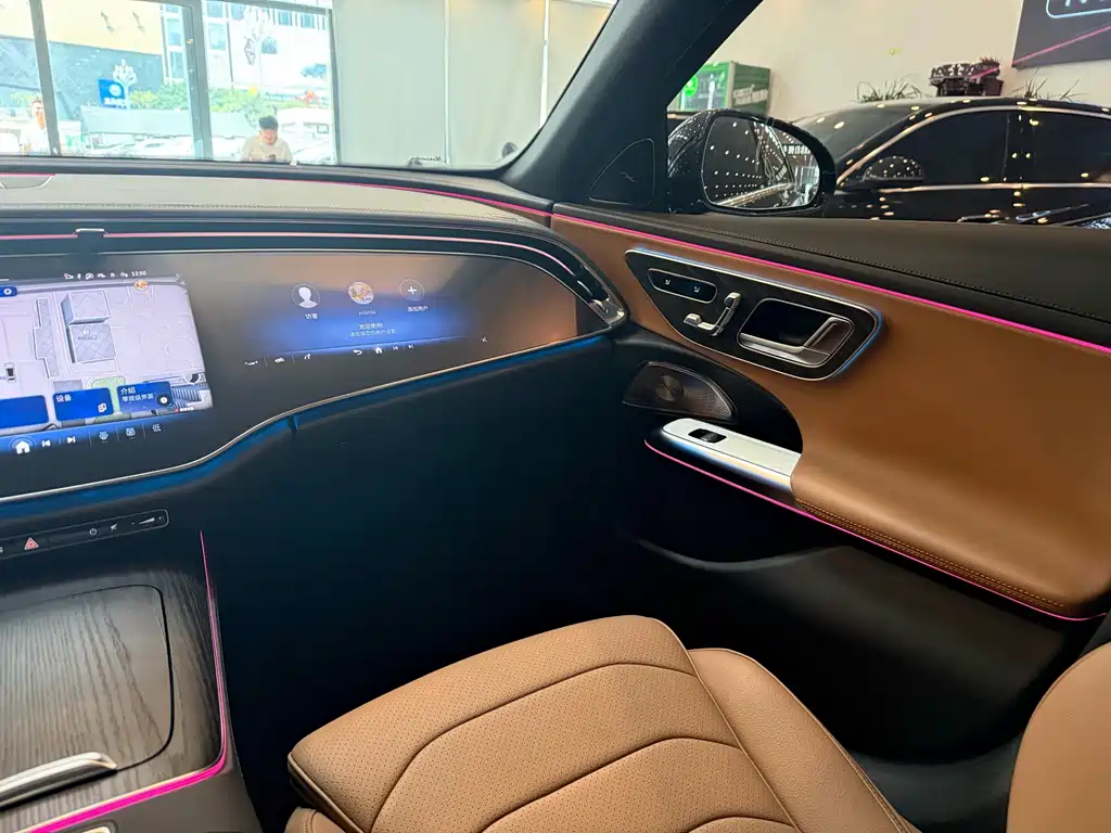 Mercedes-Benz E-Class 2025 — фото 20