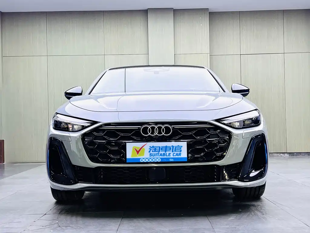 Audi A5L — фото 2