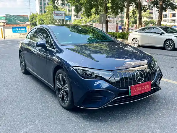 Mercedes-Benz EQE 2025
