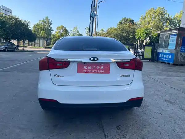 Kia K3 2016