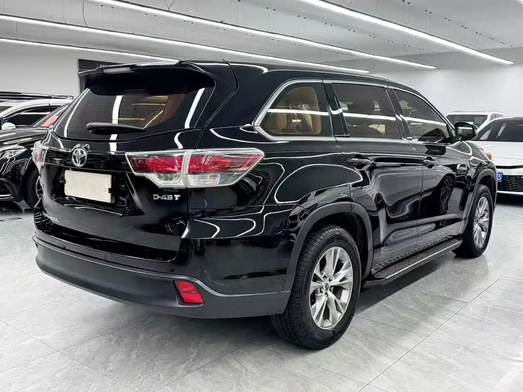 Toyota Highlander 2016