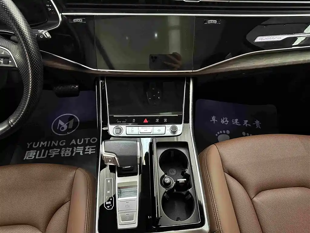 Audi Q7 2021 — фото 17
