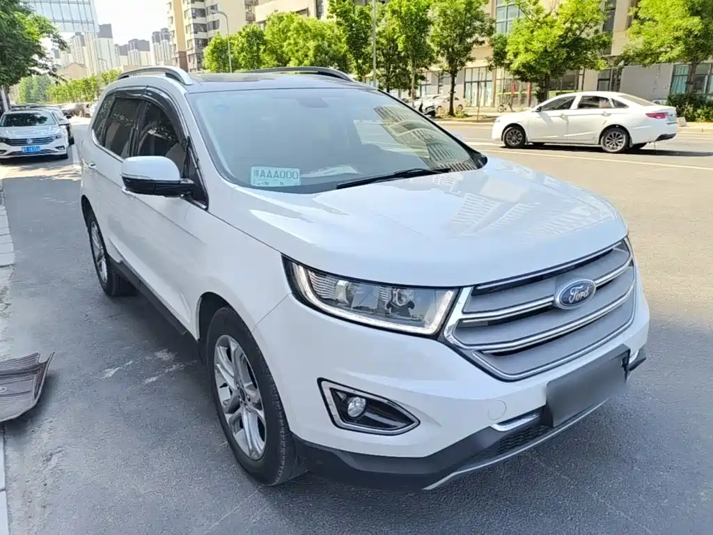 Ford Edge 2019 — фото 22