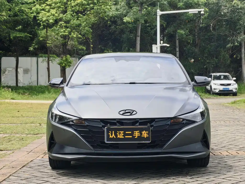 Hyundai Elantra 2022 — фото 2