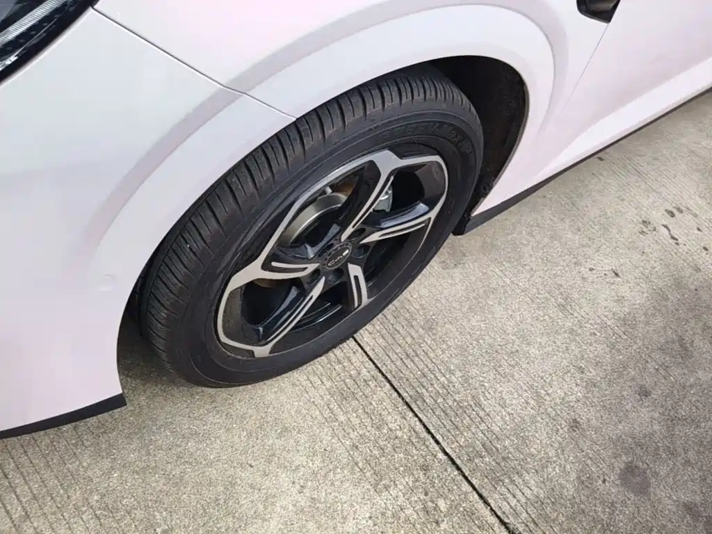 BYD Seal 06GT 2025 — фото 23