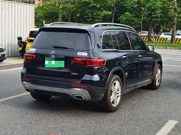 Mercedes-Benz GLB 2022