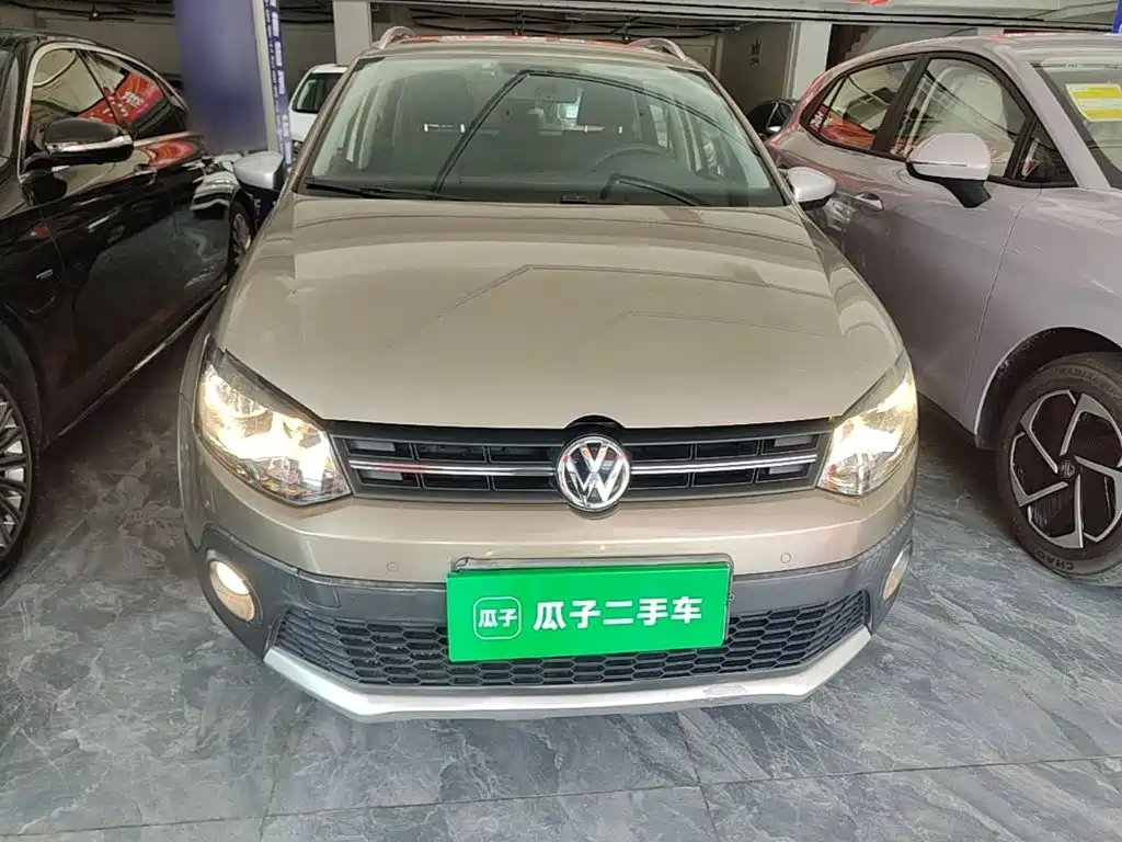 Volkswagen Polo 2015