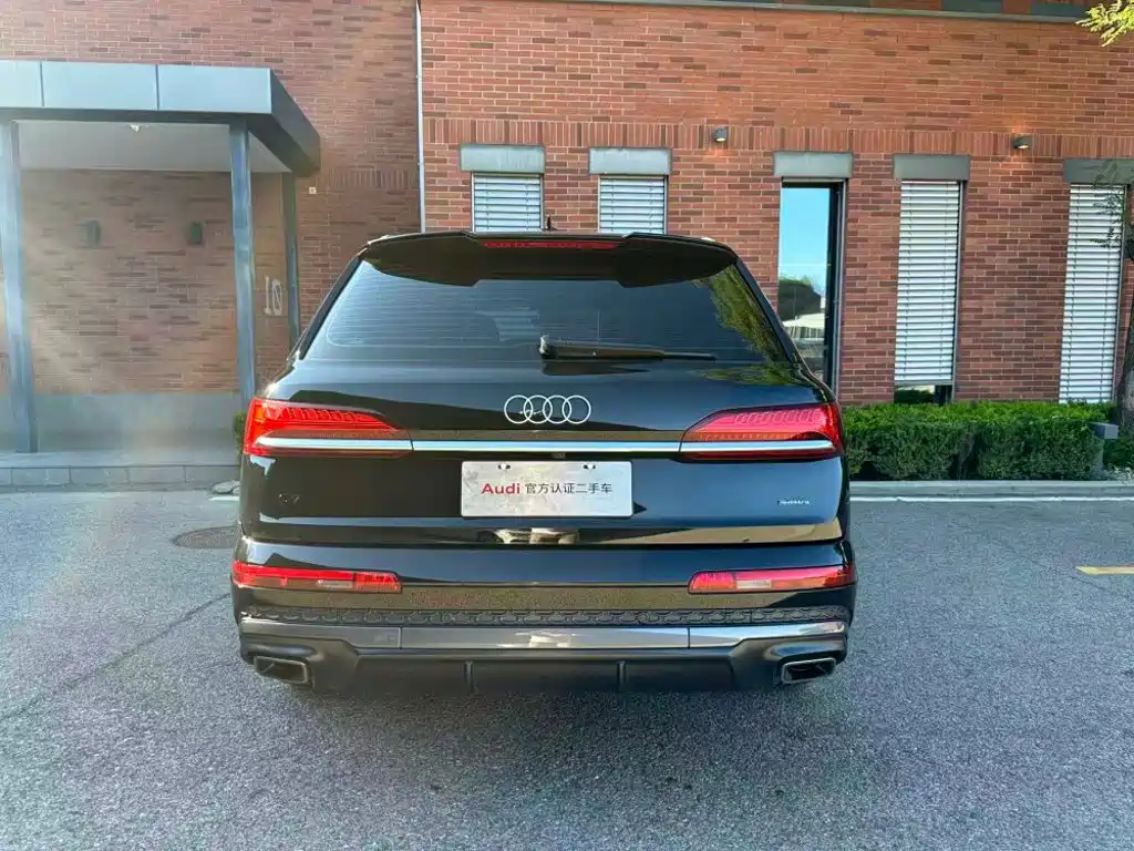 Audi Q7 2026 — фото 12
