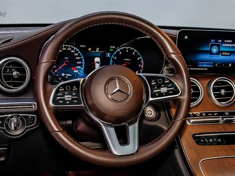 Mercedes-Benz GLC 2023 — фото 2