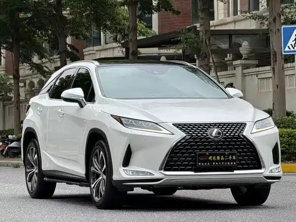 Lexus RX 2020