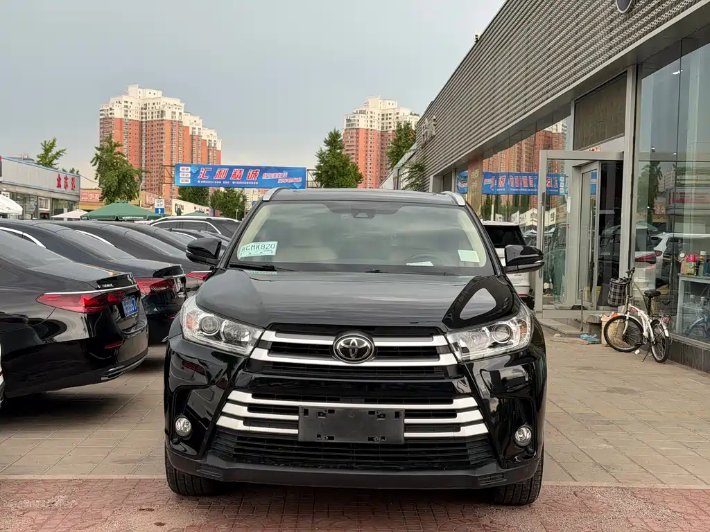 Toyota Highlander 2019 — фото 2