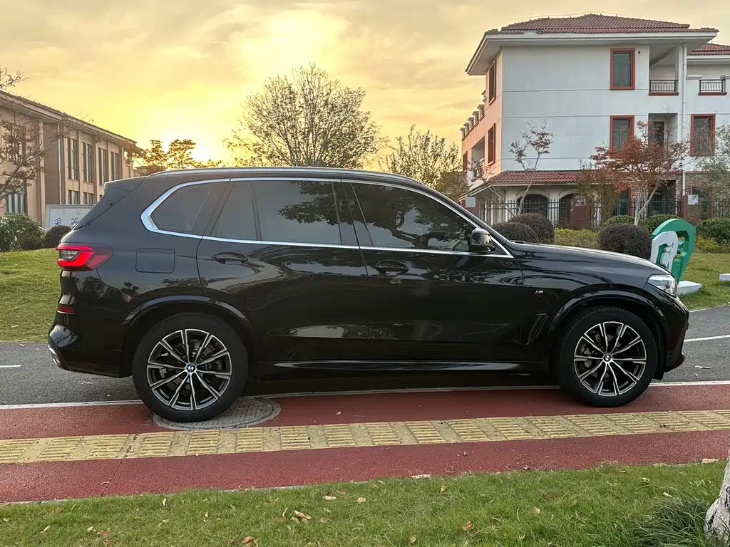 BMW X5 2021 — фото 3