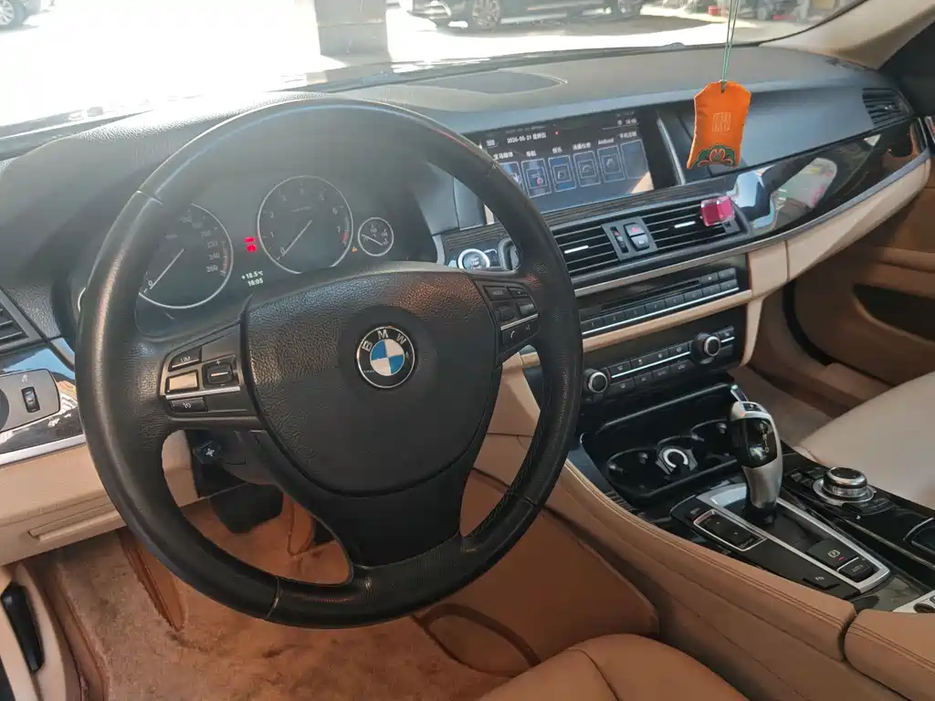 BMW 5 Series 2013 — фото 4