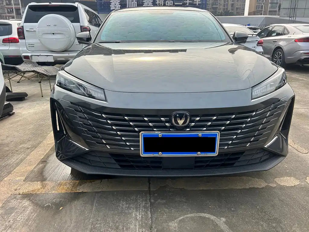 Changan Eado 2025 — фото 2