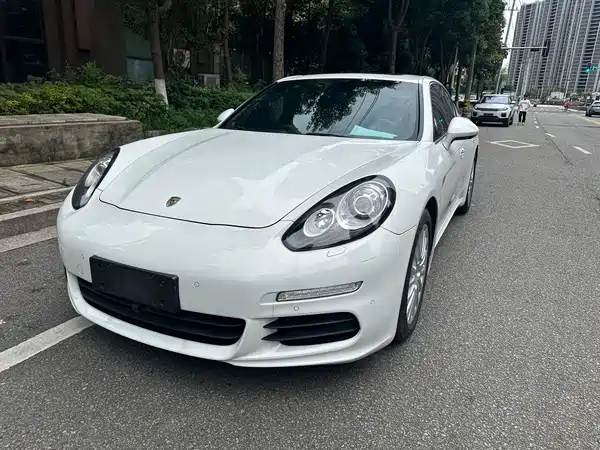 Porsche Panamera 2014