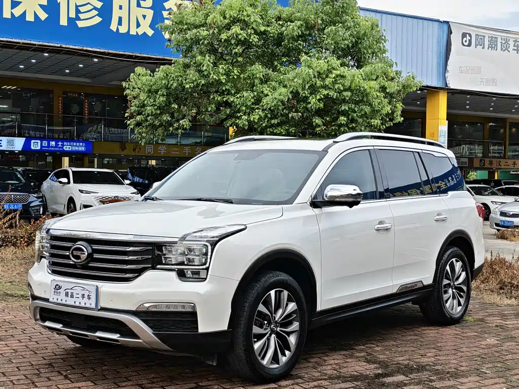 GAC Trumpchi GS8 2017