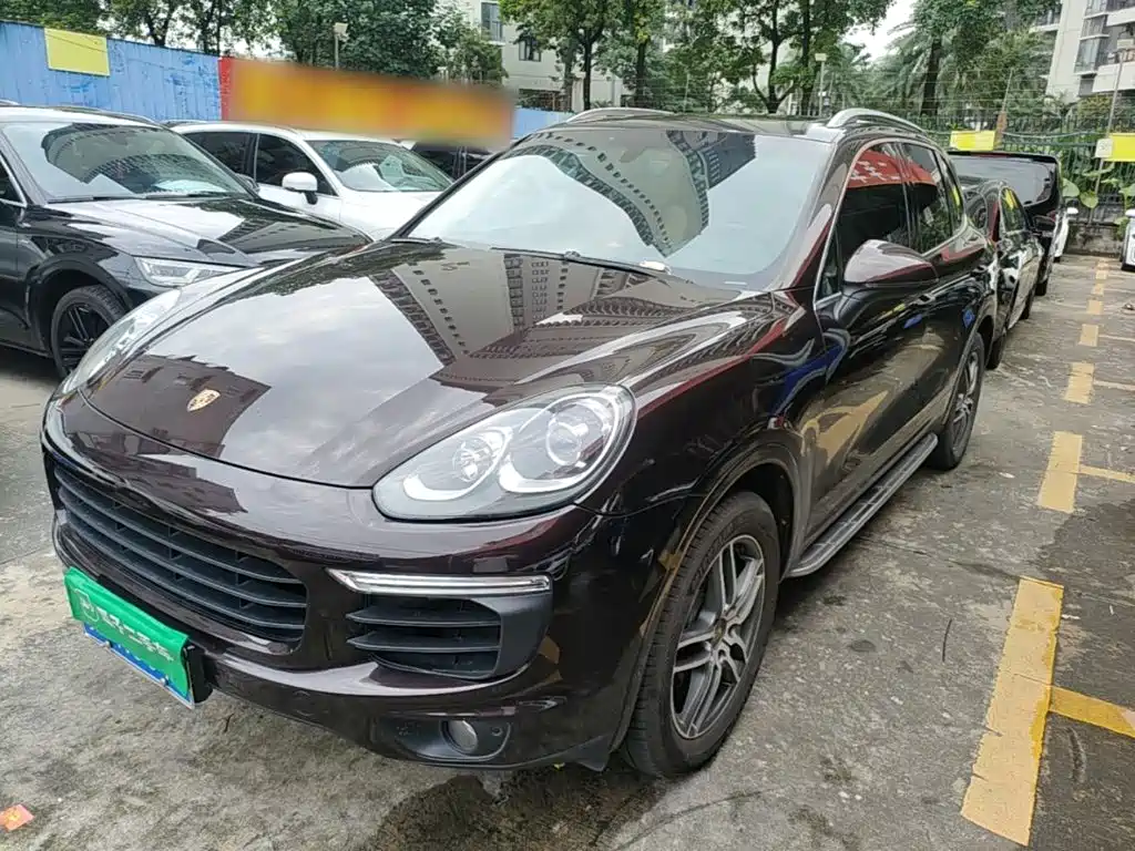 Porsche Cayenne 2016 — фото 1