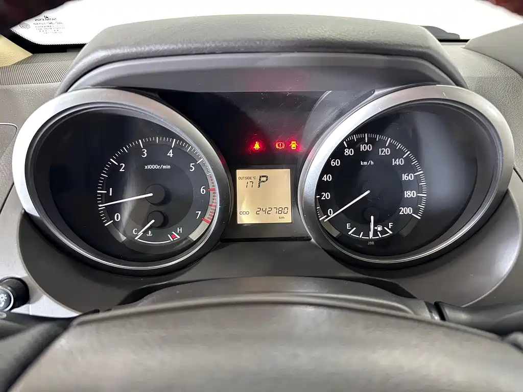 Toyota Prado 2016 — фото 12