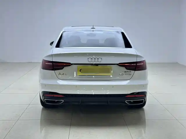 Audi A4L 2024