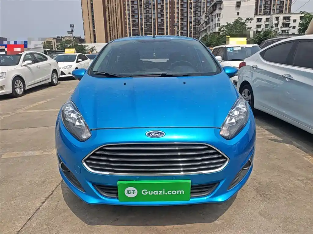Ford Fiesta 2015 — фото 3