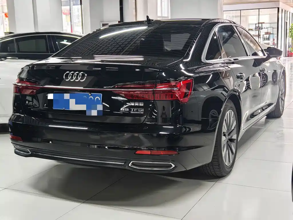 Audi A6L 2020