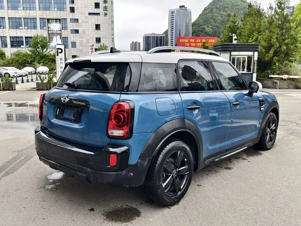 MINI Countryman 2018 — фото 11