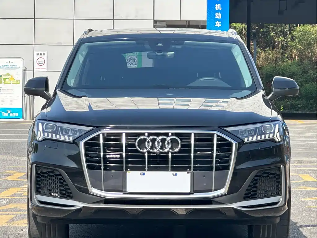 Audi Q7 2024