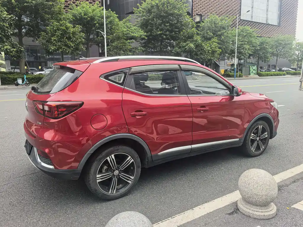 MG ZS 2017