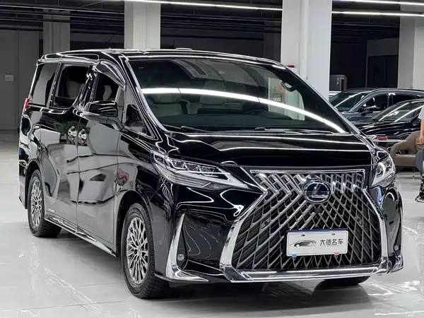 Lexus LM 2021