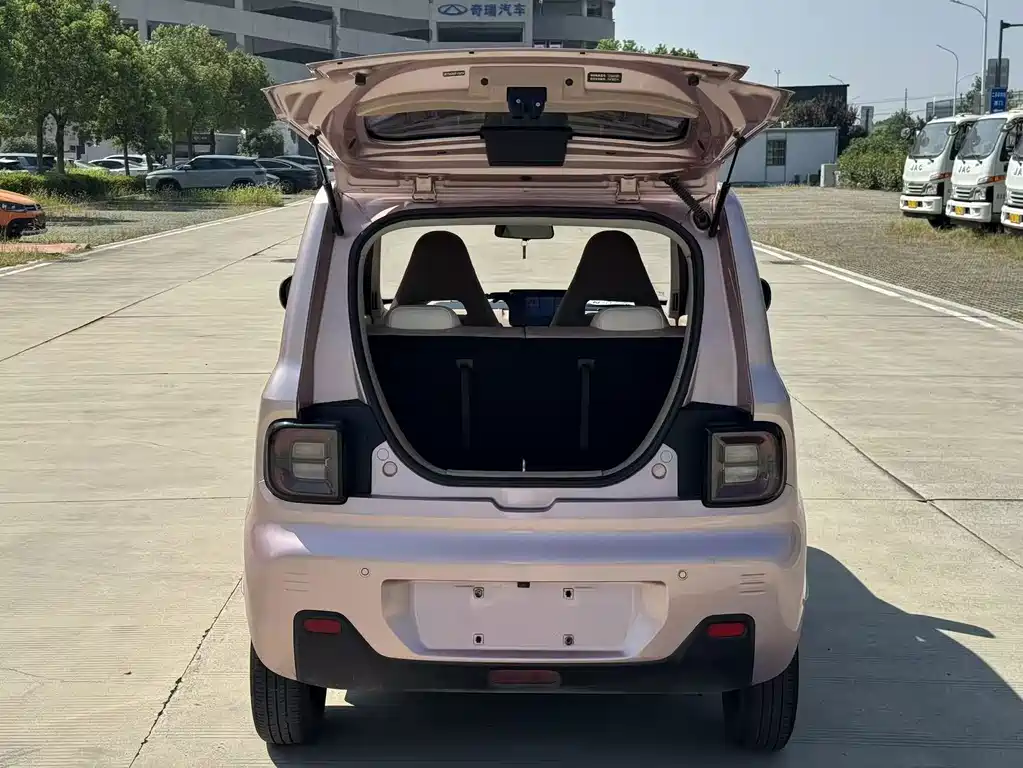 Geely Galaxy Panda 2023 — фото 9