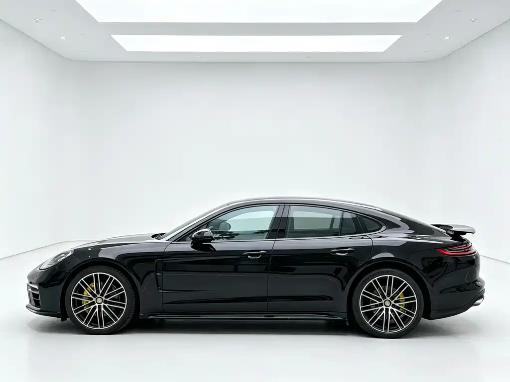 Porsche Panamera 2017 — фото 8