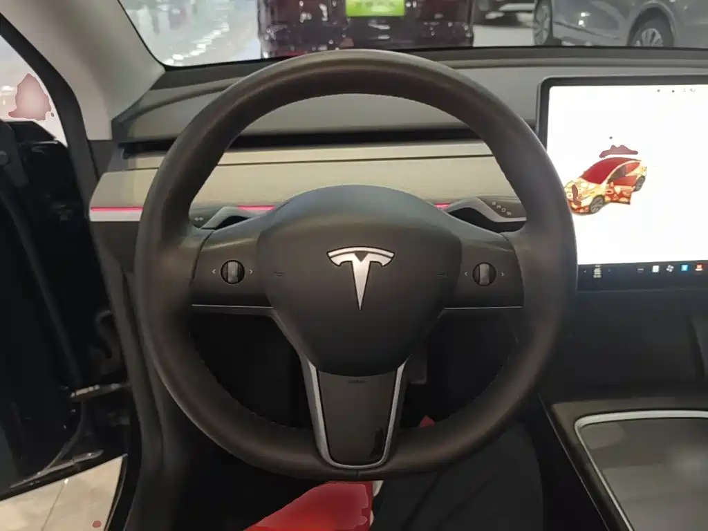 Tesla Model Y 2023 — фото 11