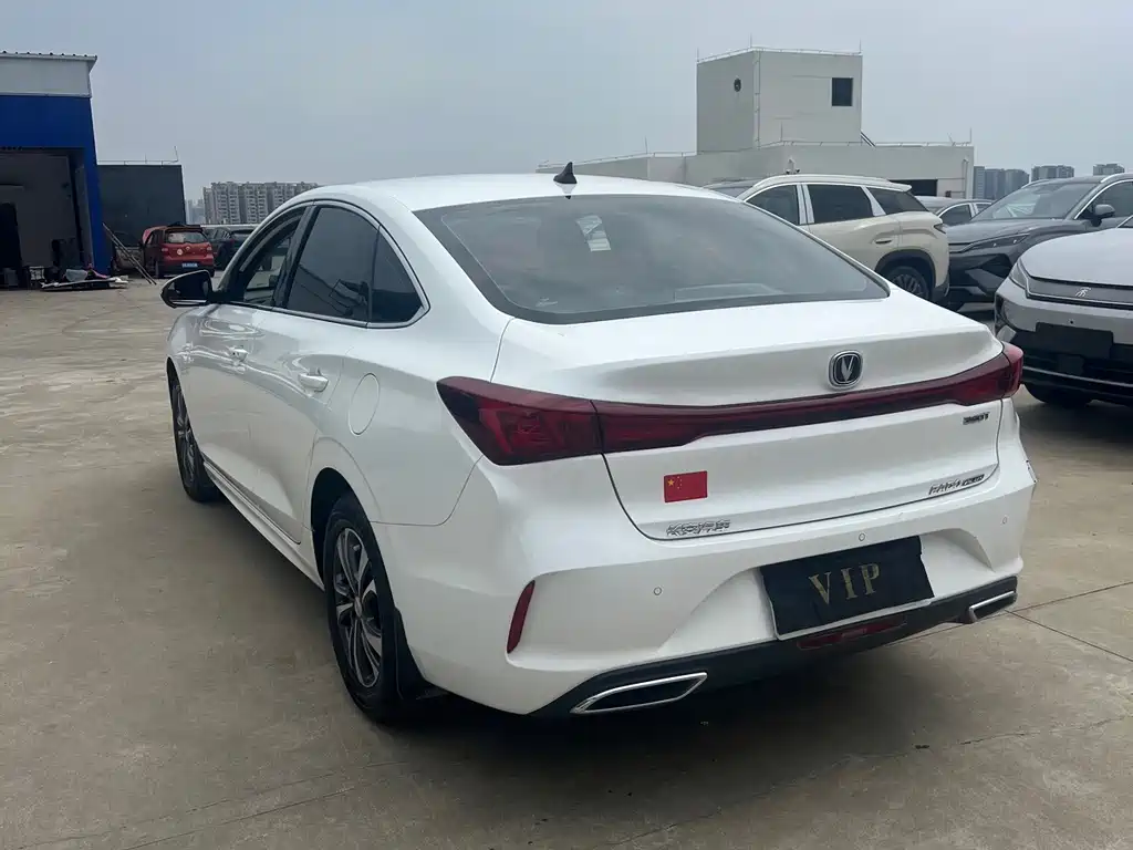 Changan Eado 2023 — фото 16
