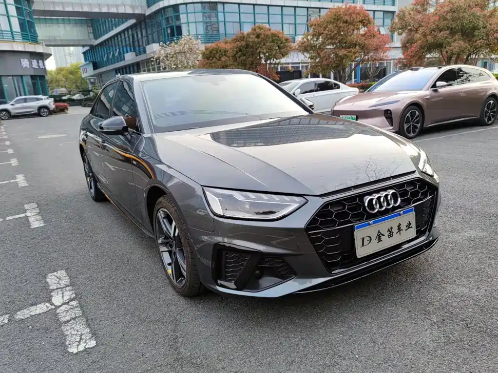 Audi A4L 2022