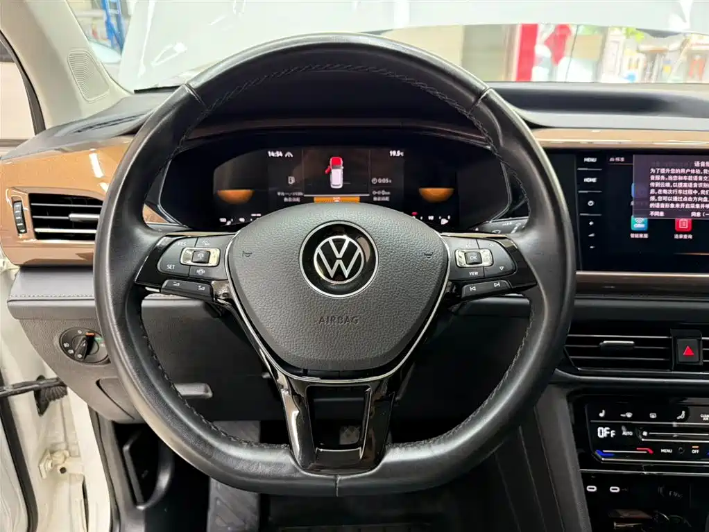 Volkswagen Tharu 2022 — фото 11