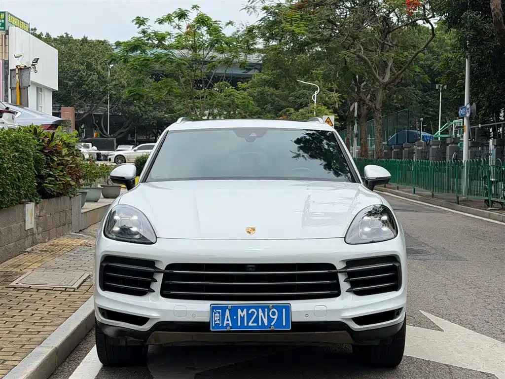 Porsche Cayenne 2018 — фото 2